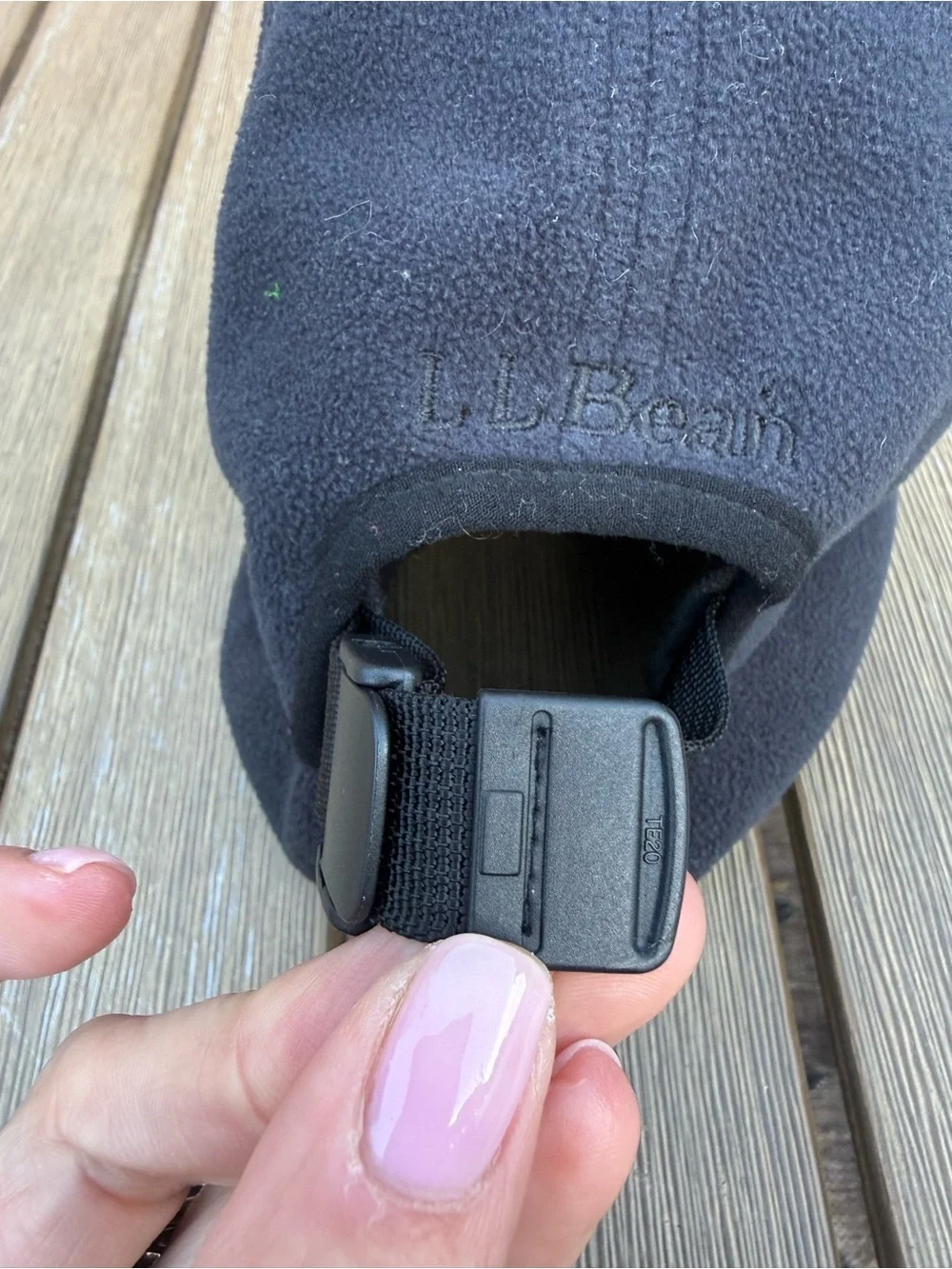 L.L.Bean Gore-Tex Fleece Winter Hat Ear Flap Cap Black Men’s L/XL